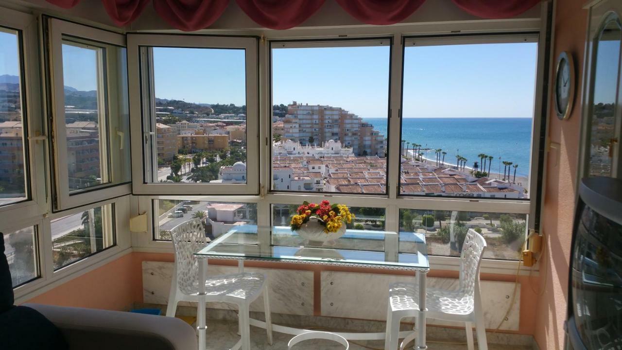 Romantico Apartamento Con Vistas アルガロボ・コスタ エクステリア 写真