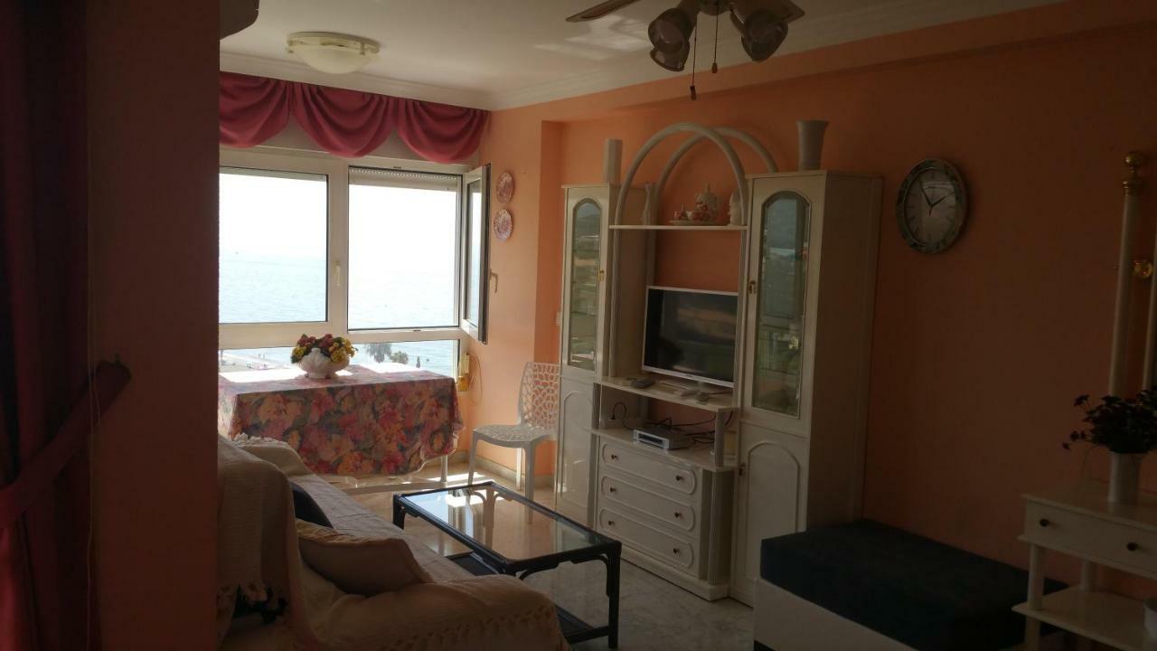 Romantico Apartamento Con Vistas アルガロボ・コスタ エクステリア 写真